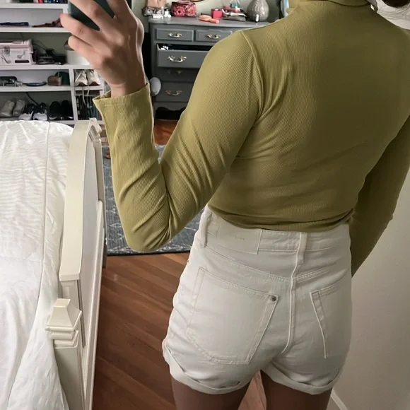 Vestique Ruched Mock Neck Long Sleeve Top - Picture 3 of 7